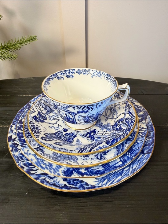 Other - Royal Crown Derby Blue Mikado 5 Piece PLACE SETTING Plate Coffee Tea cup England